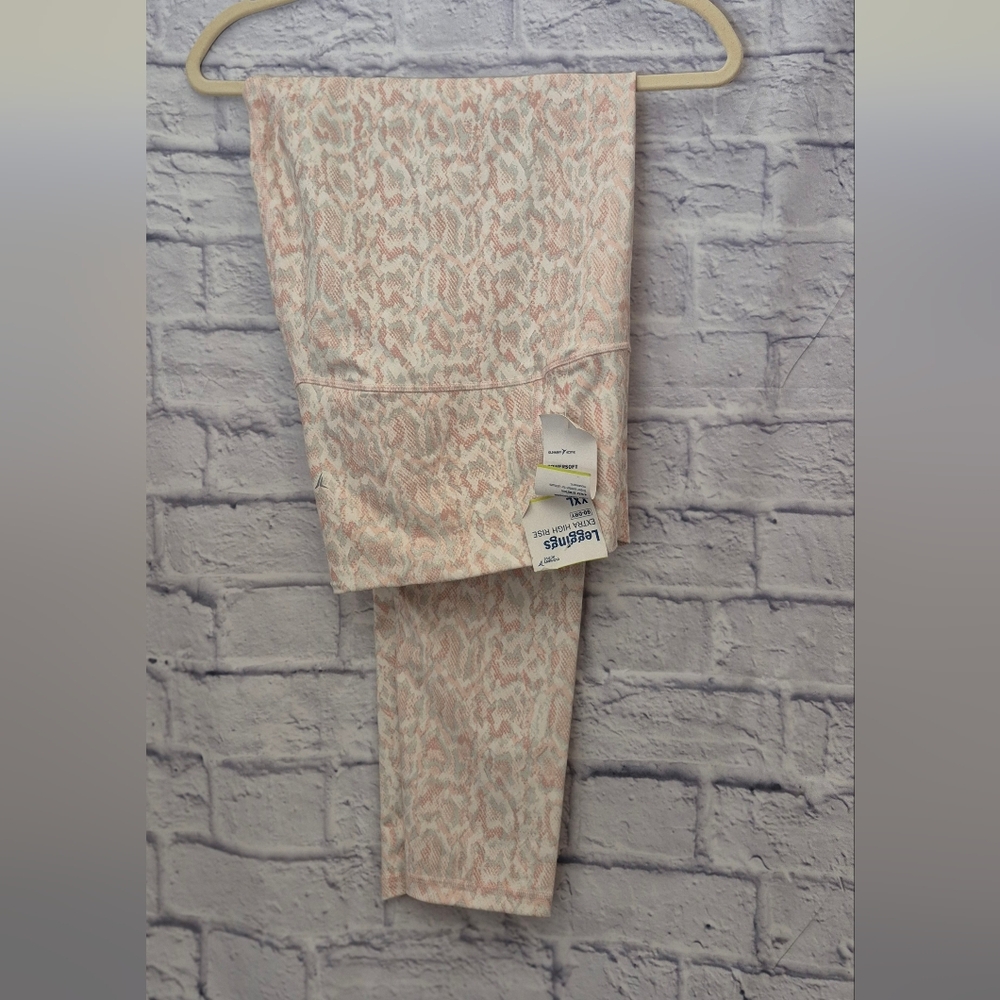 Old Navy Reptile Patterned Leggings